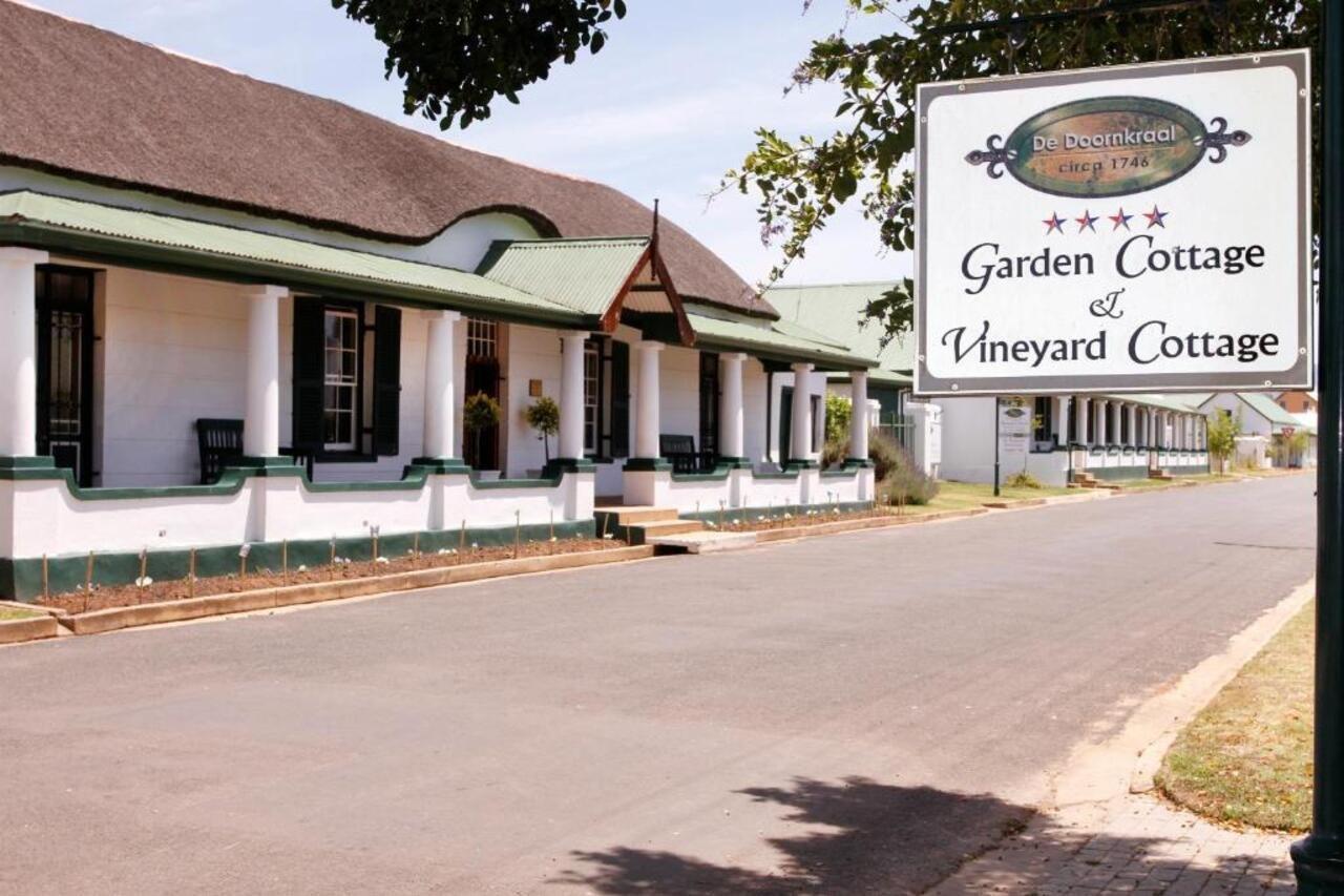 De Doornkraal Vinotel Riversdale Kültér fotó